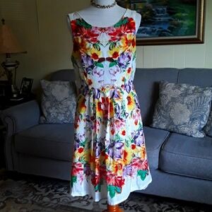 Robbie Bee Dress fit and flare floral sleeveless sz.10
